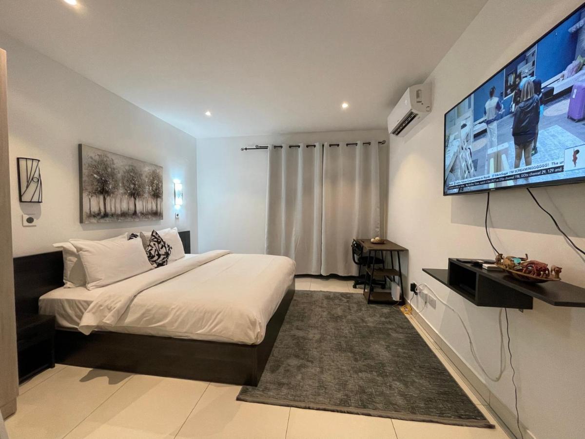 The Lennox Luxury Suites & Apartments Аккра Экстерьер фото