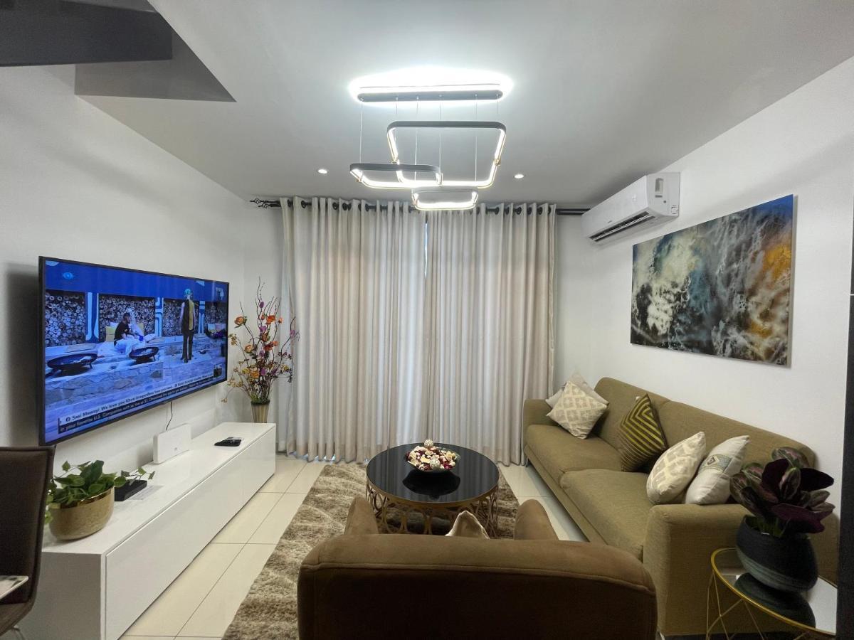 The Lennox Luxury Suites & Apartments Аккра Экстерьер фото