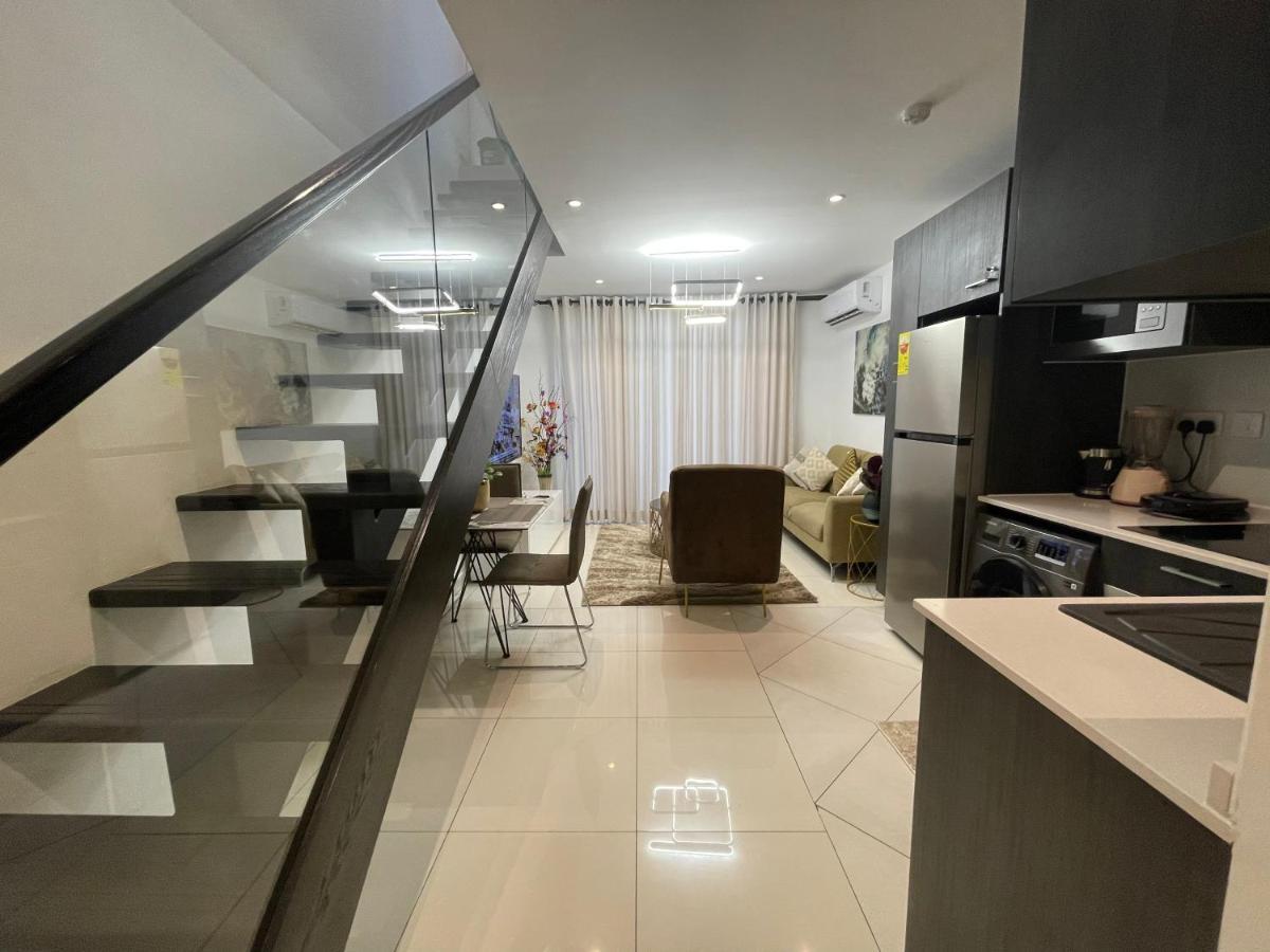 The Lennox Luxury Suites & Apartments Аккра Экстерьер фото