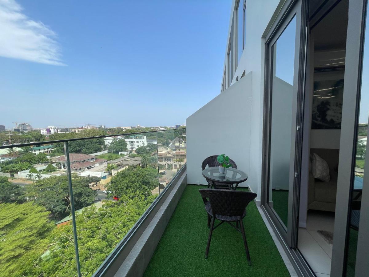 The Lennox Luxury Suites & Apartments Аккра Экстерьер фото